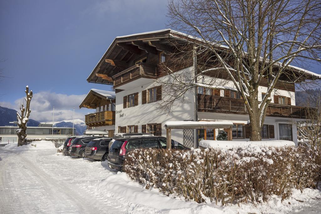 Bed And Breakfast Pension Foidl Oberndorf in Tirol Εξωτερικό φωτογραφία